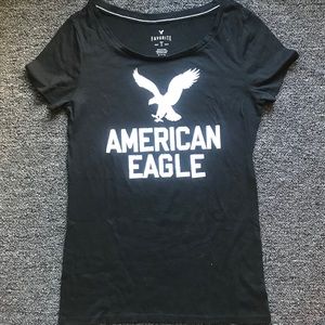 American Eagle - basic t shirt